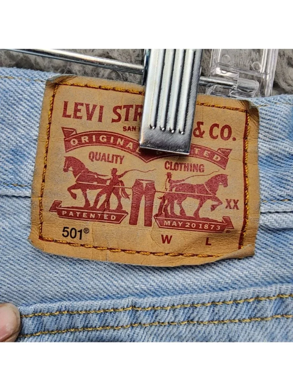 Levis Jeans Womens 29 Light Blue 501 Button Fly Cotton Straight *Read*
